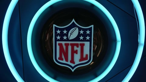 Sunday NFL Picks & Week 6 Predictions: 5 Must-Bets To Make Today
