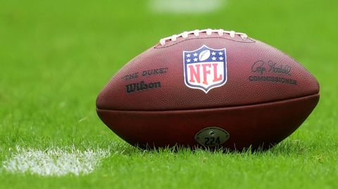 NFL Week 16 Sunday Free Picks & Predictions: Your 5 Best Bets