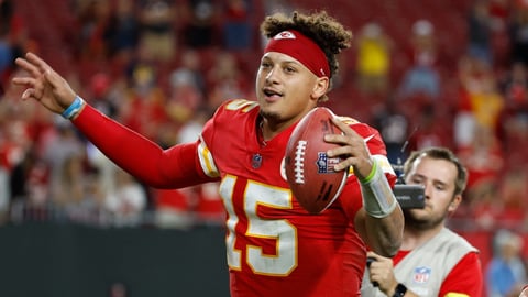 Best NFL Parlay Bets For Week 5 Featuring Chiefs, Browns & More