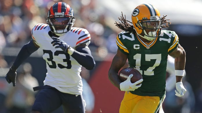 Chicago Bears at Green Bay Packers Free Picks & SNF Predictions