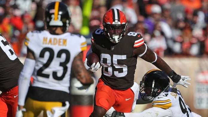Cleveland Browns At Pittsburgh Steelers Picks & MNF Betting Predictions