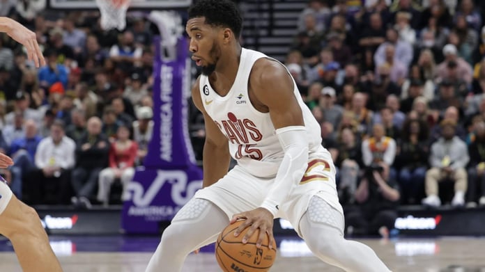 Best Ohio Sports Betting Promos For NBA Slate & NFL Wild Card Weekend